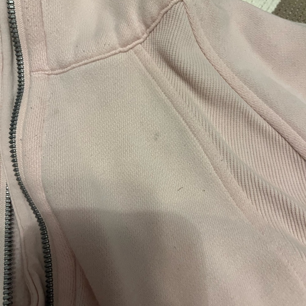 Lululemon Strawberry Milkshake Hooded Scuba - Picture 6 of 7